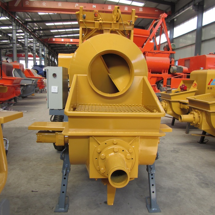15m3/h Self Loading Concrete M - Concrete Mixer Small avis et prix